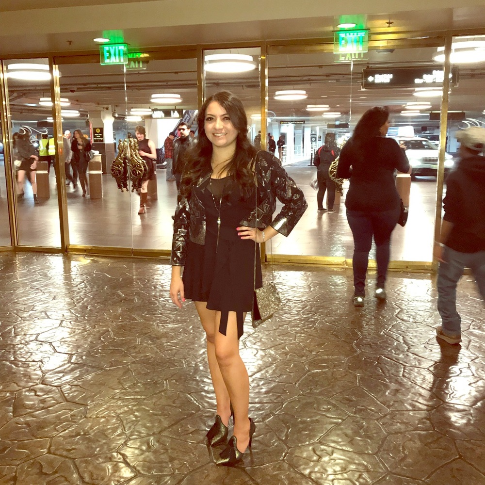 Meet your Posher, Tania